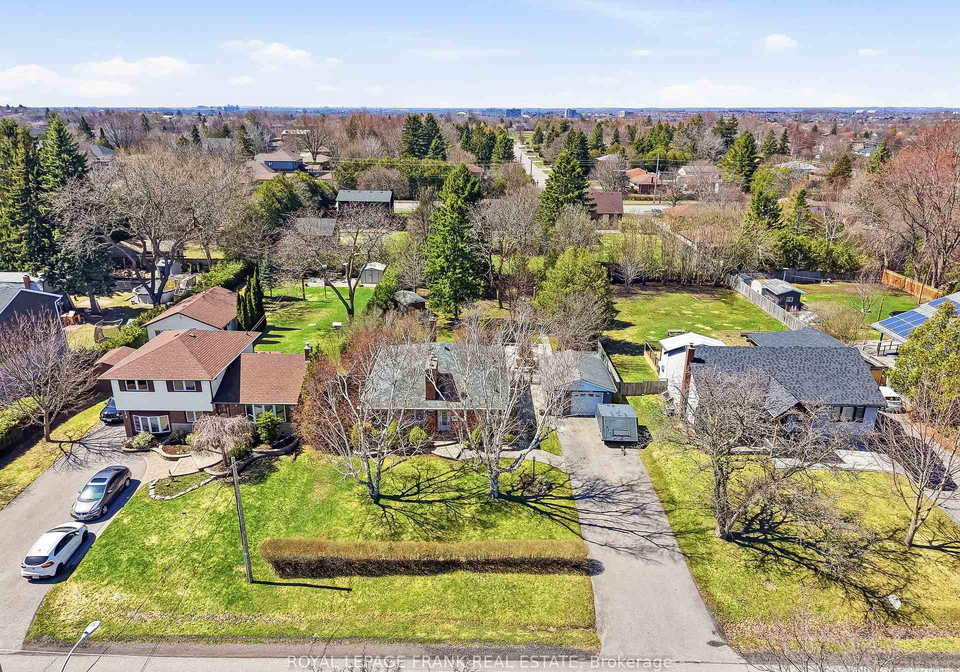 250-meadow-road-whitby-ontario-e13047896