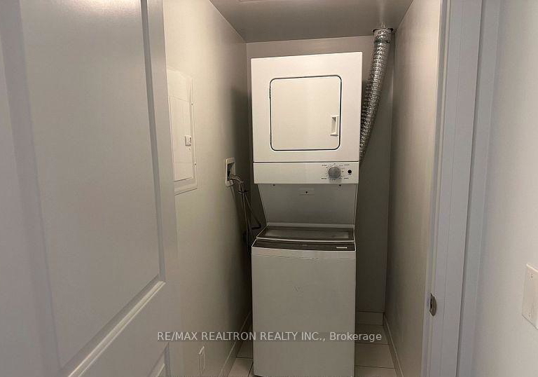 30-meadowglen-place-scarborough-ontario-e13047968