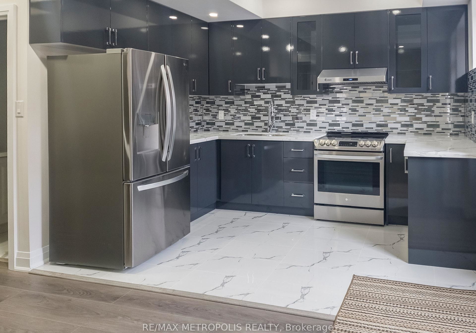 57-blenheim-circle-whitby-ontario-e13048088