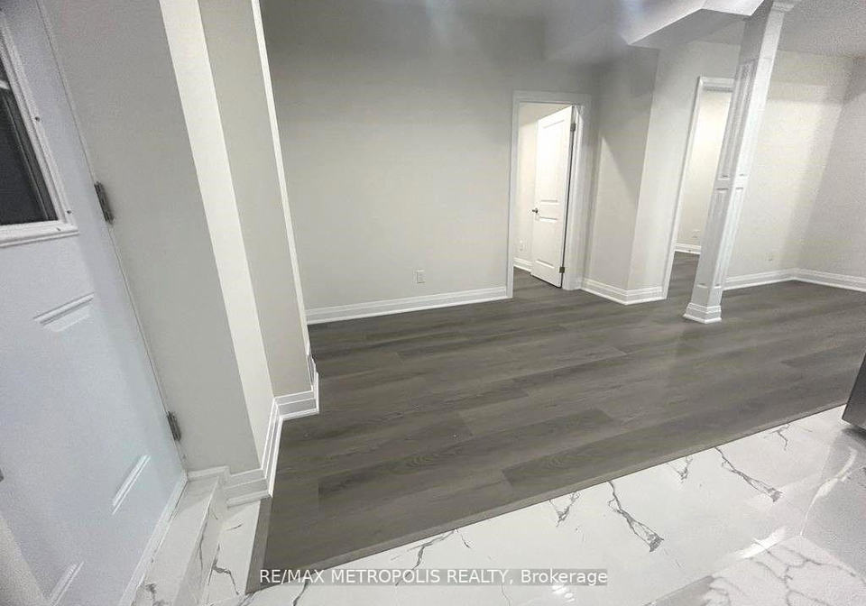 57-blenheim-circle-whitby-ontario-e13048088