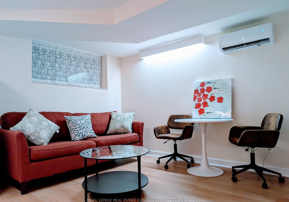 20-chest-hill-road-s-east-york-ontario-e13048686