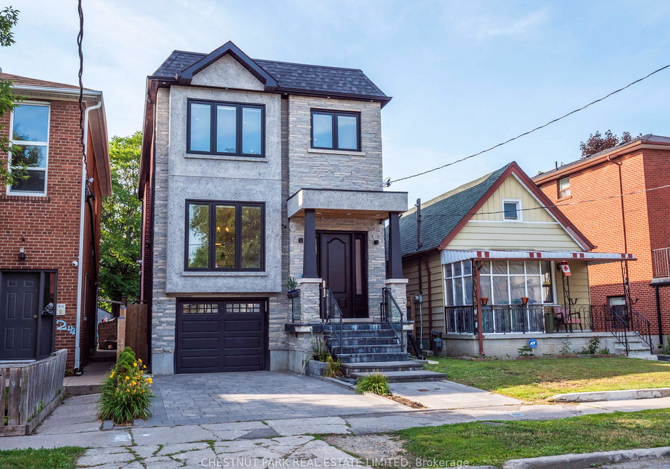 246-torrens-avenue-east-york-ontario-e13049090
