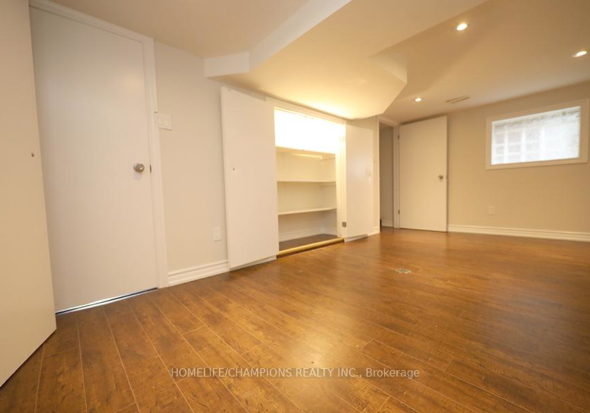1444-dundas-street-e-toronto-ontario-e13049580