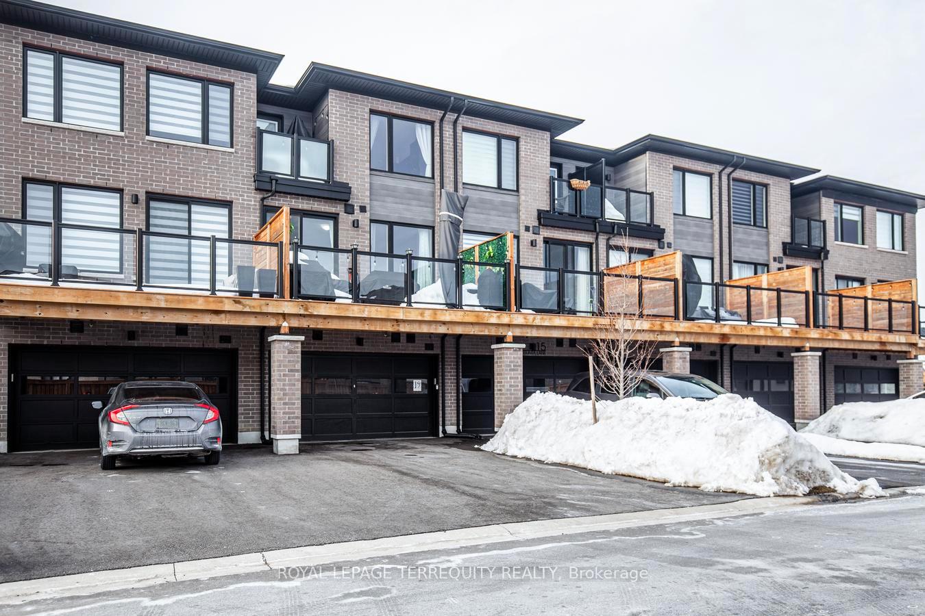 19-assunta-lane-clarington-ontario-e13049632