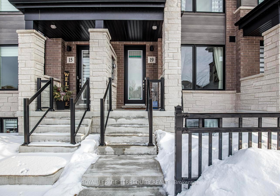 19-assunta-lane-clarington-ontario-e13049632