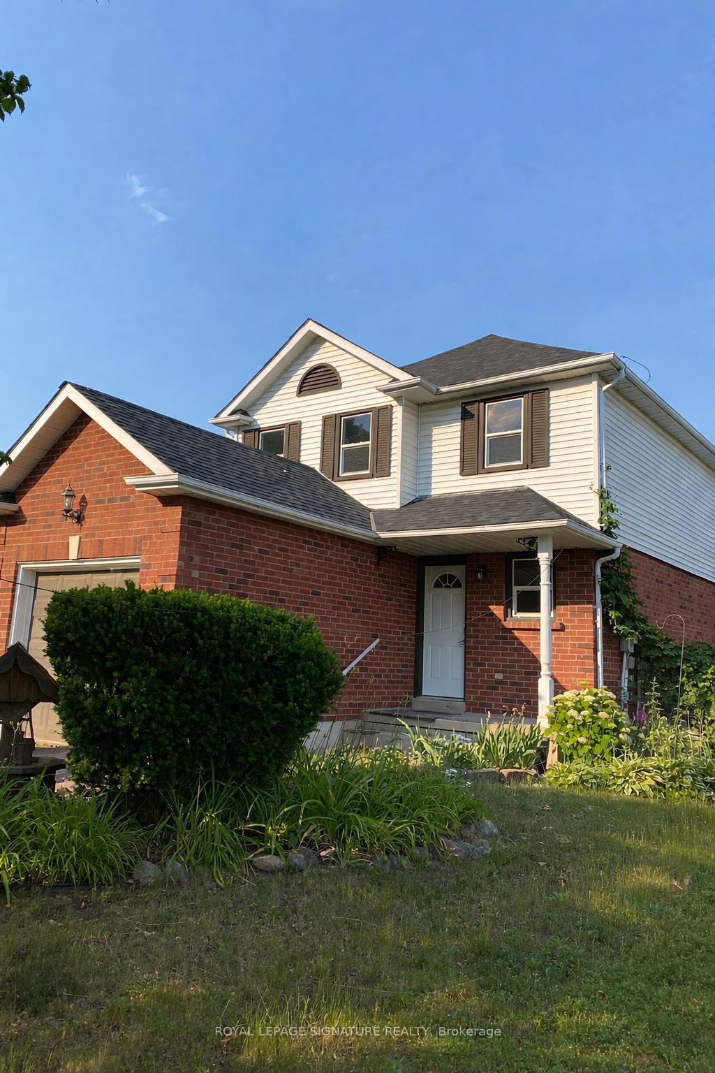 48-homefield-square-clarington-ontario-e13049866