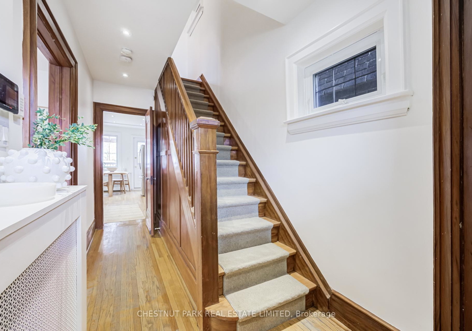 59-chilton-road-east-york-ontario-e13050196