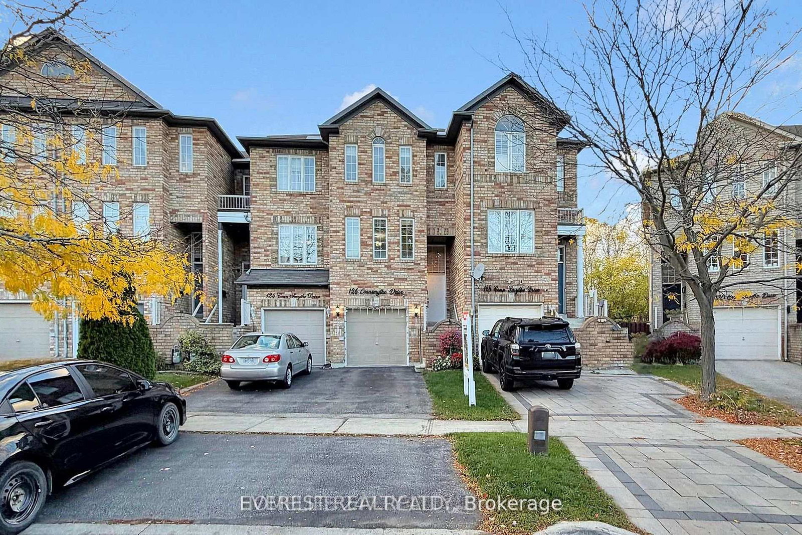 126-conn-smythe-drive-scarborough-ontario-e13050292