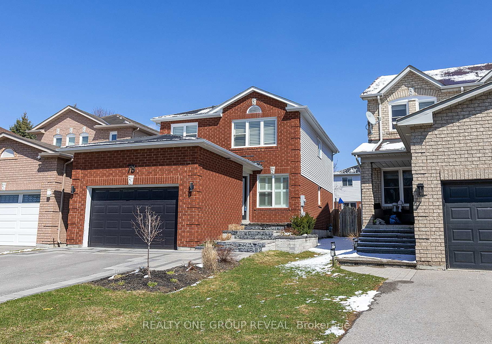 78-fry-crescent-clarington-ontario-e13050618