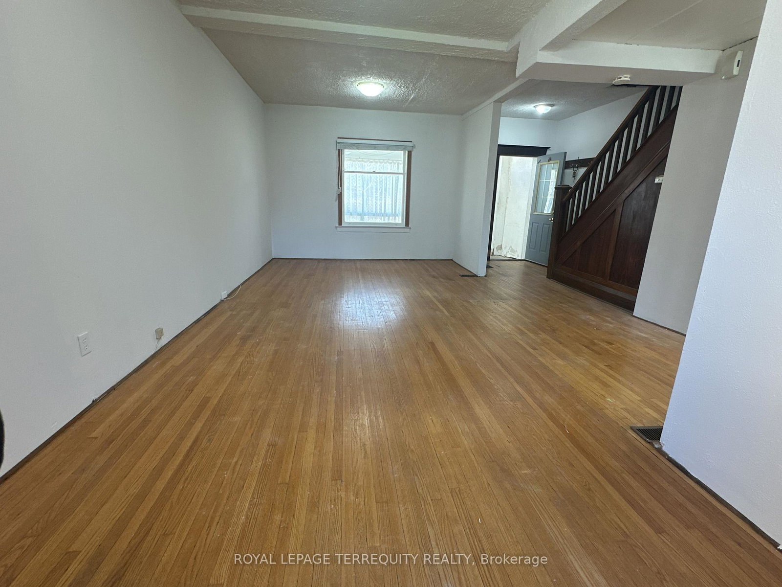 80-eldon-avenue-east-york-ontario-e13051570