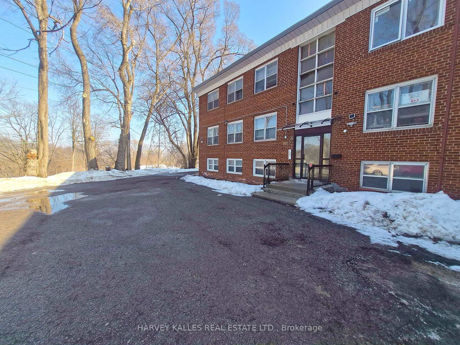 330-chisholm-avenue-east-york-ontario-e13051668