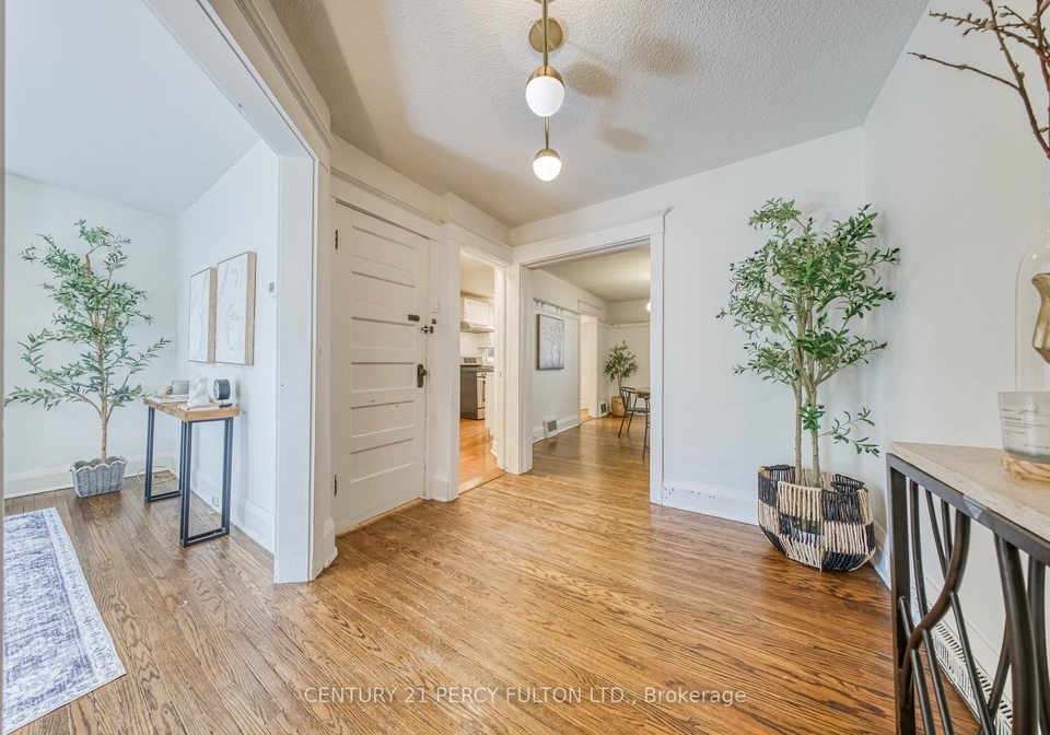 10-redwood-avenue-toronto-ontario-e13052168