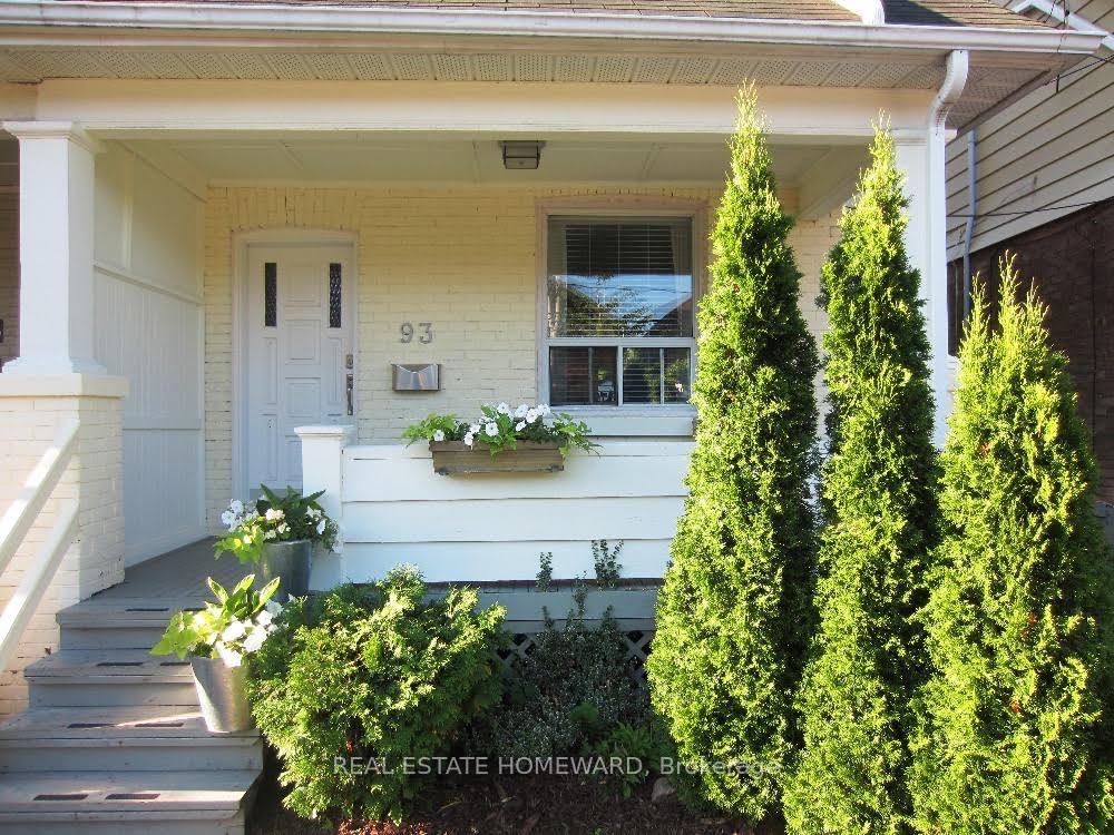 93-newmarket-avenue-toronto-ontario-e13052780