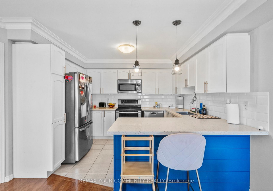 18-telstar-way-whitby-ontario-e13052904