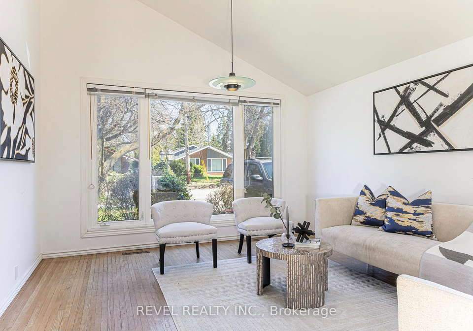 4-oakley-boulevard-scarborough-ontario-e13053334