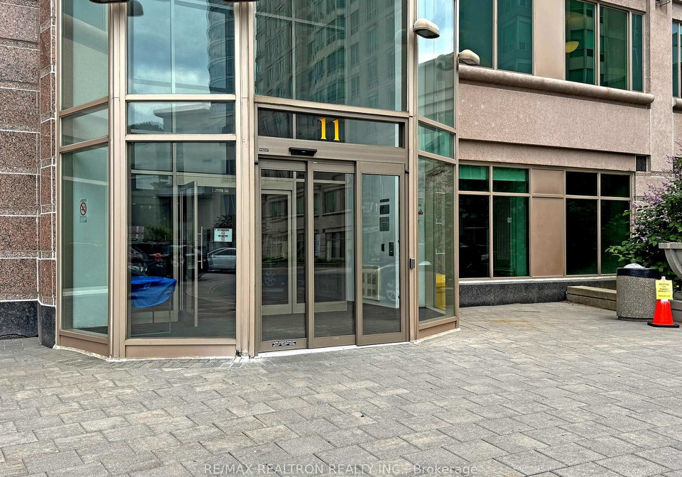 11-lee-centre-drive-scarborough-ontario-e13053504