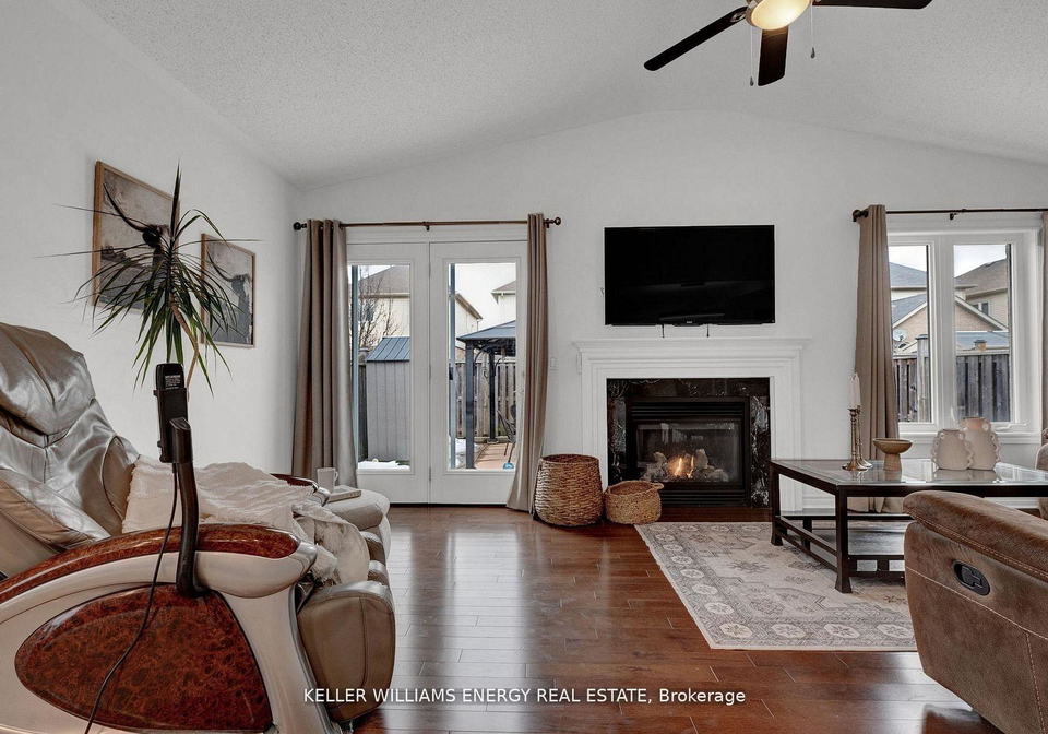 1379-wadebridge-crescent-oshawa-ontario-e13054276