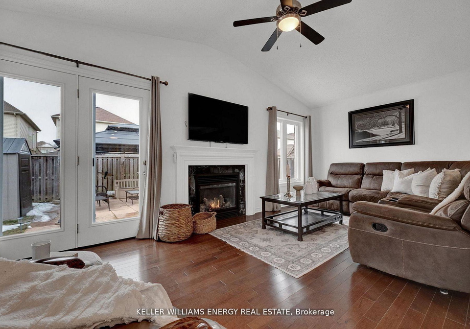 1379-wadebridge-crescent-oshawa-ontario-e13054276