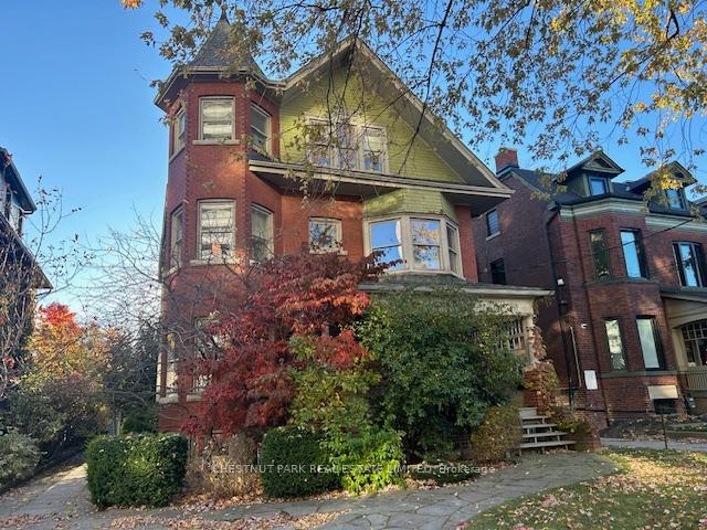 662-broadview-avenue-toronto-ontario-e13054370
