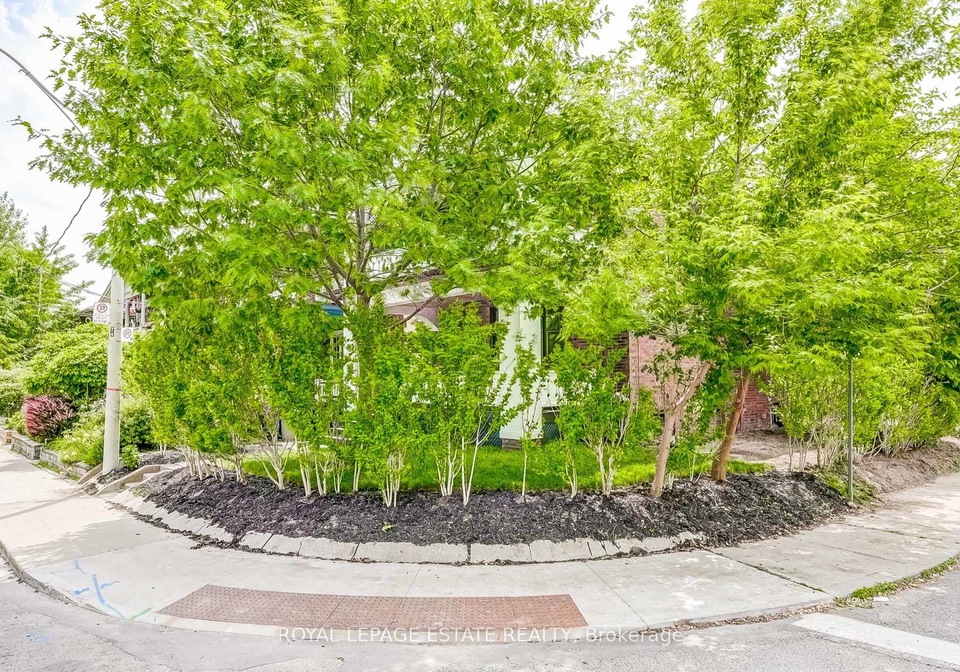 44-wineva-avenue-toronto-ontario-e13054430