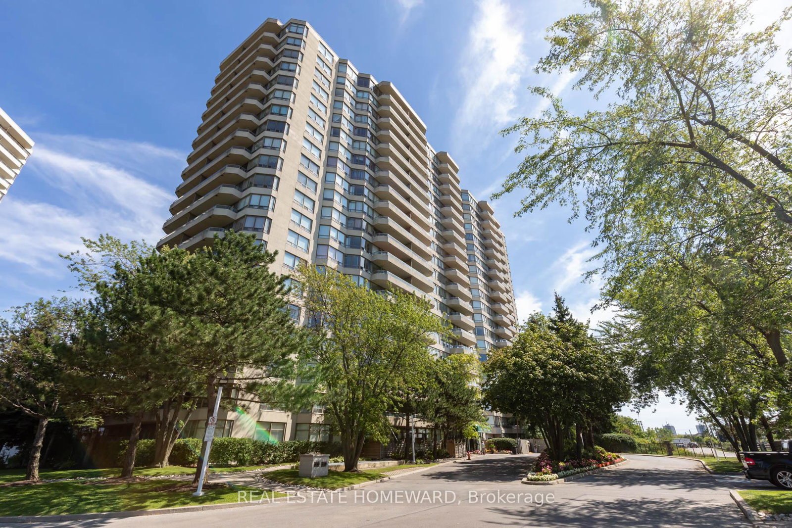 1-greystone-walk-drive-scarborough-ontario-e13054466