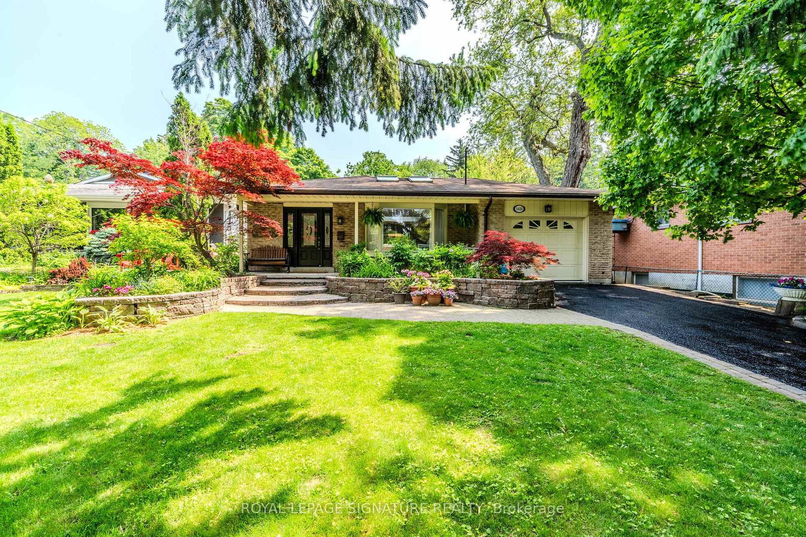 1425-old-forest-road-pickering-ontario-e13054970