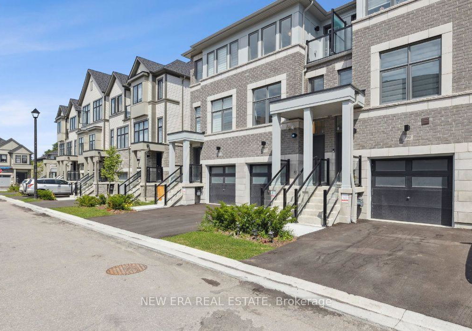 778-kootenay-path-oshawa-ontario-e13056796