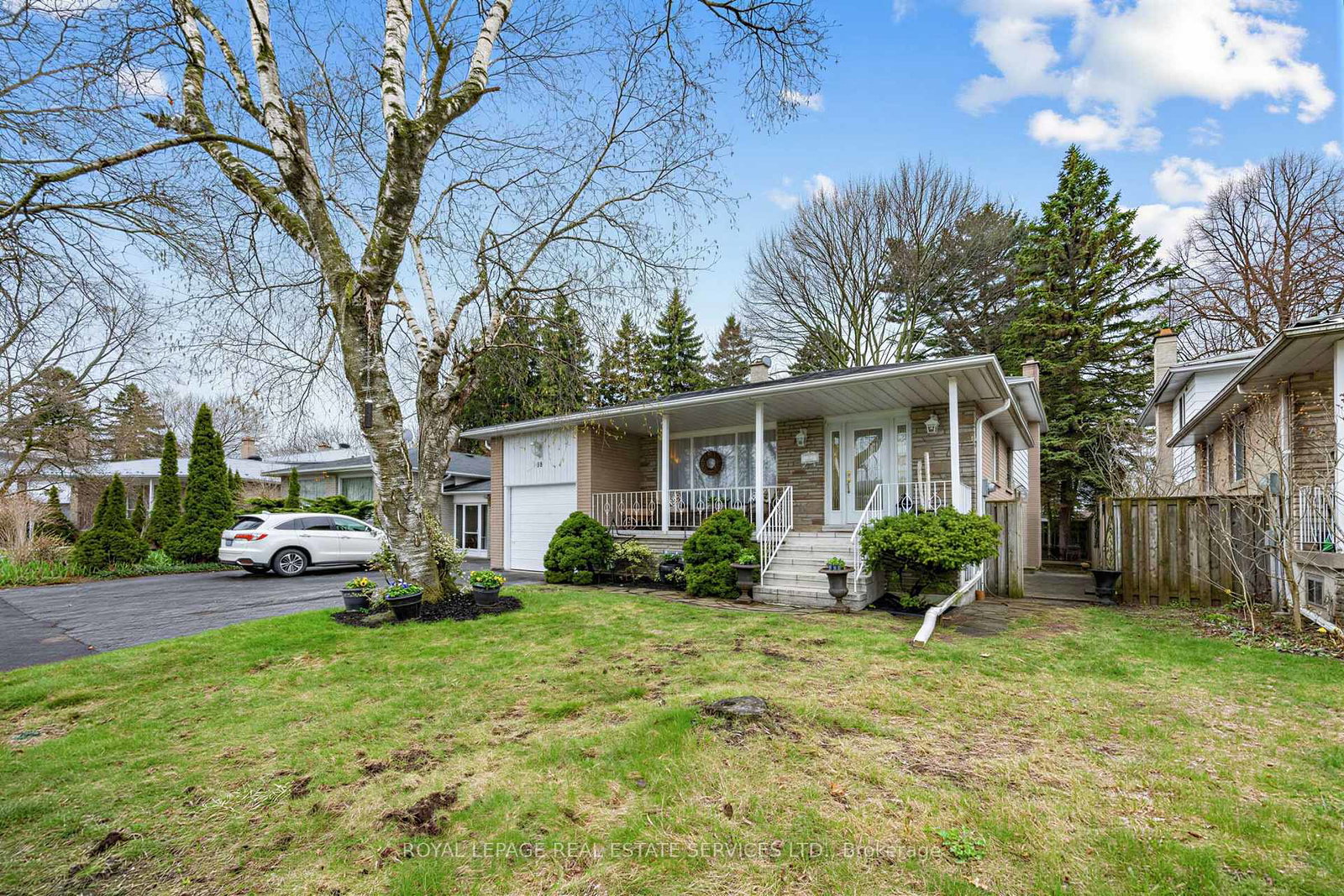16-donnacona-crescent-scarborough-ontario-e13056994