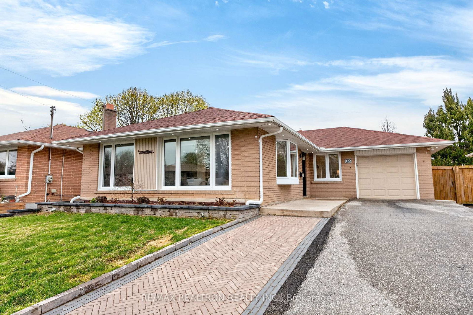19-hoshlega-drive-scarborough-ontario-e13057286