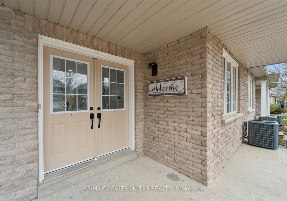 263-sprucewood-crescent-clarington-ontario-e13057410