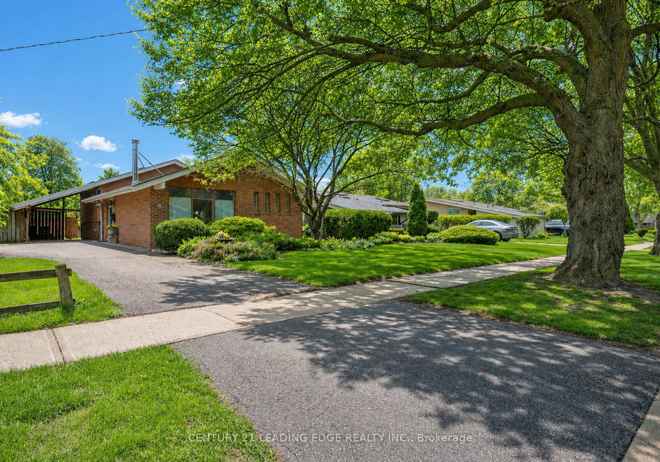 8-oakley-boulevard-scarborough-ontario-e13057584