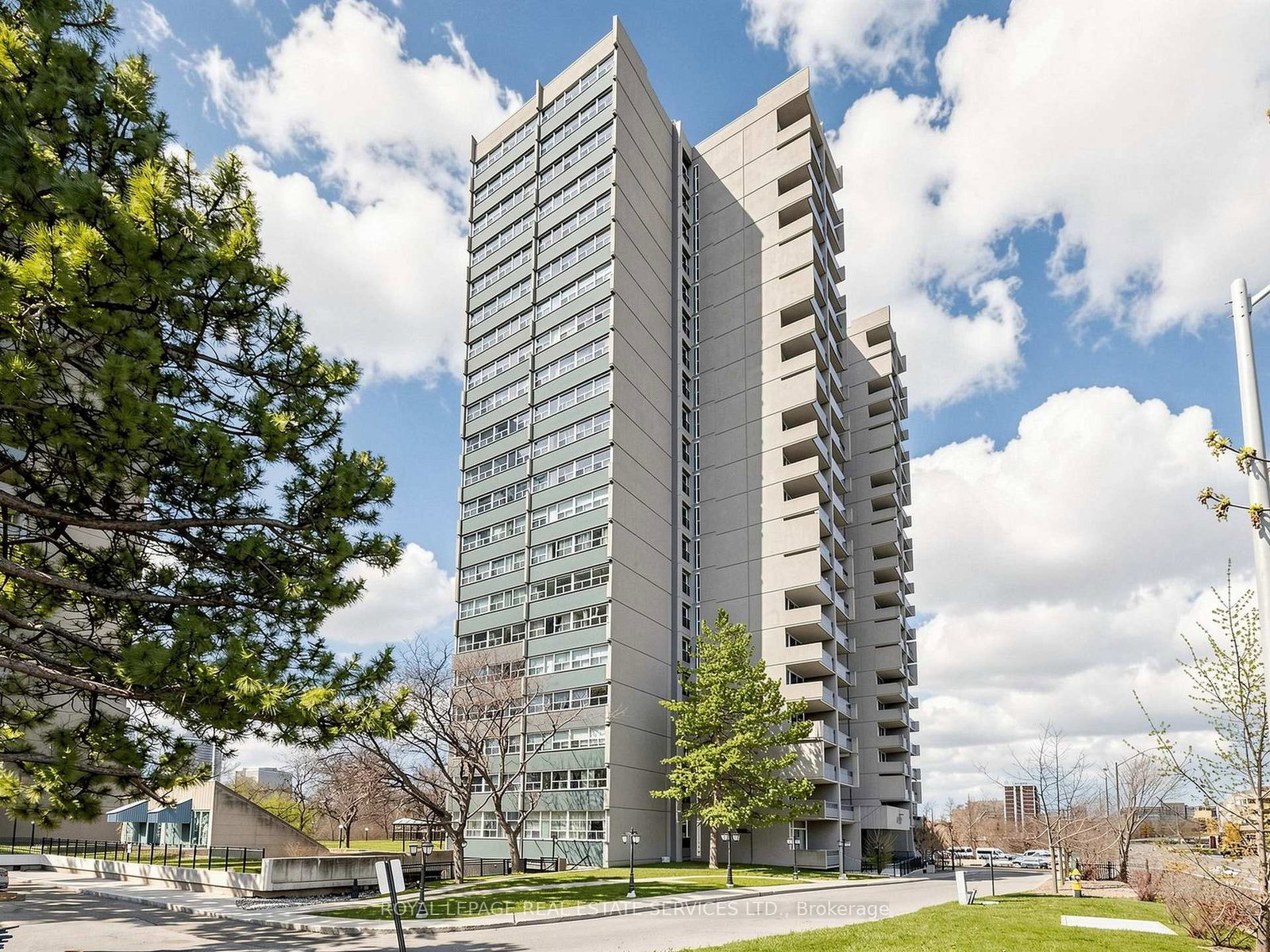 4091-sheppard-avenue-e-scarborough-ontario-e13057796