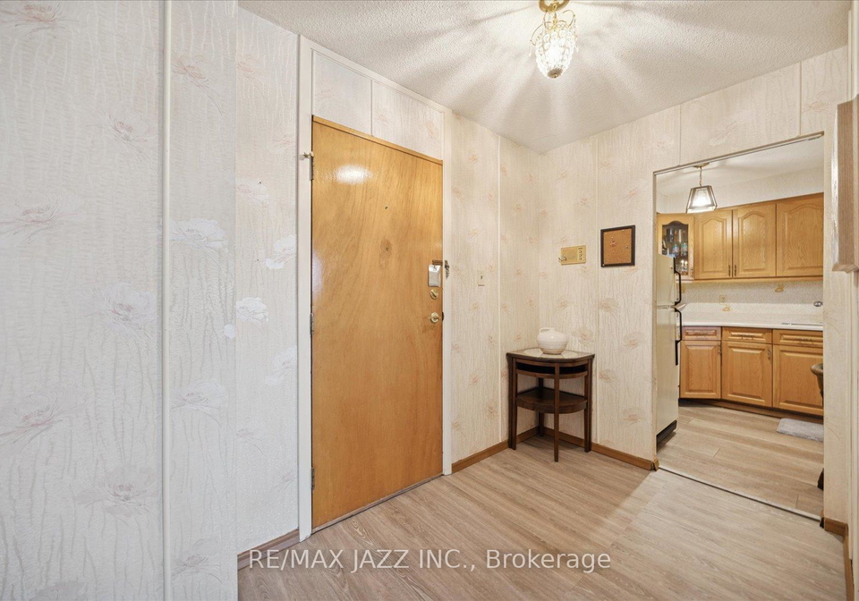 120-elgin-street-w-oshawa-ontario-e13057982