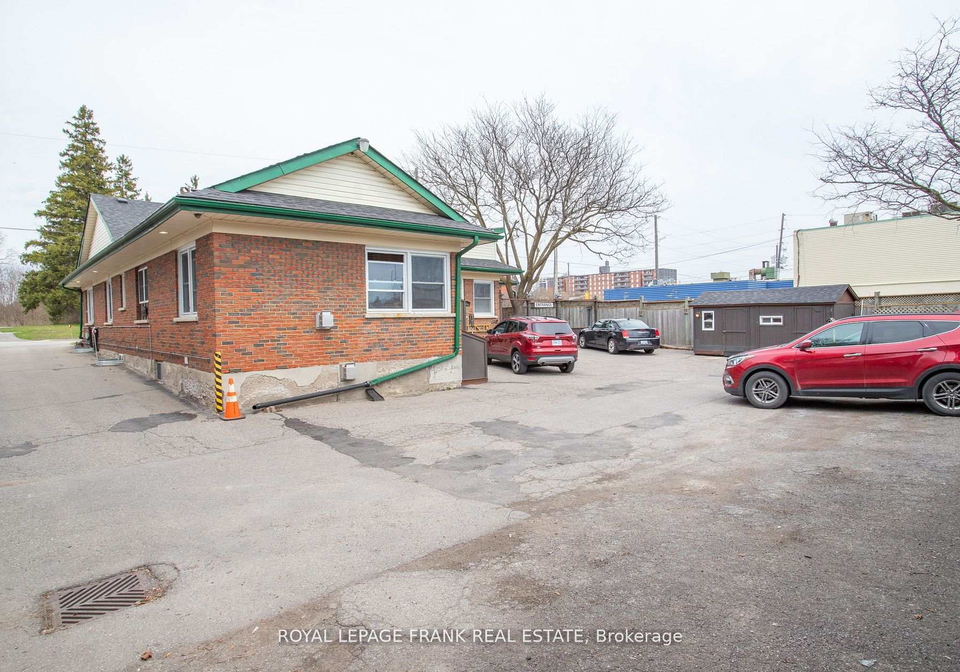 21-beatrice-street-w-oshawa-ontario-e13058124