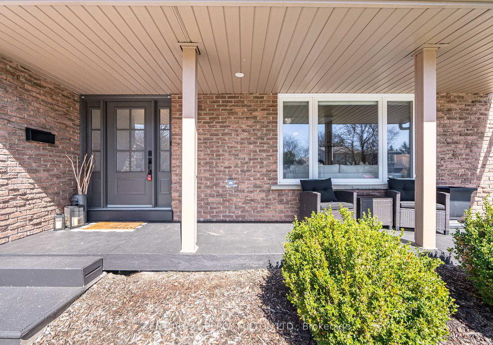 1825-bronte-square-pickering-ontario-e13058306