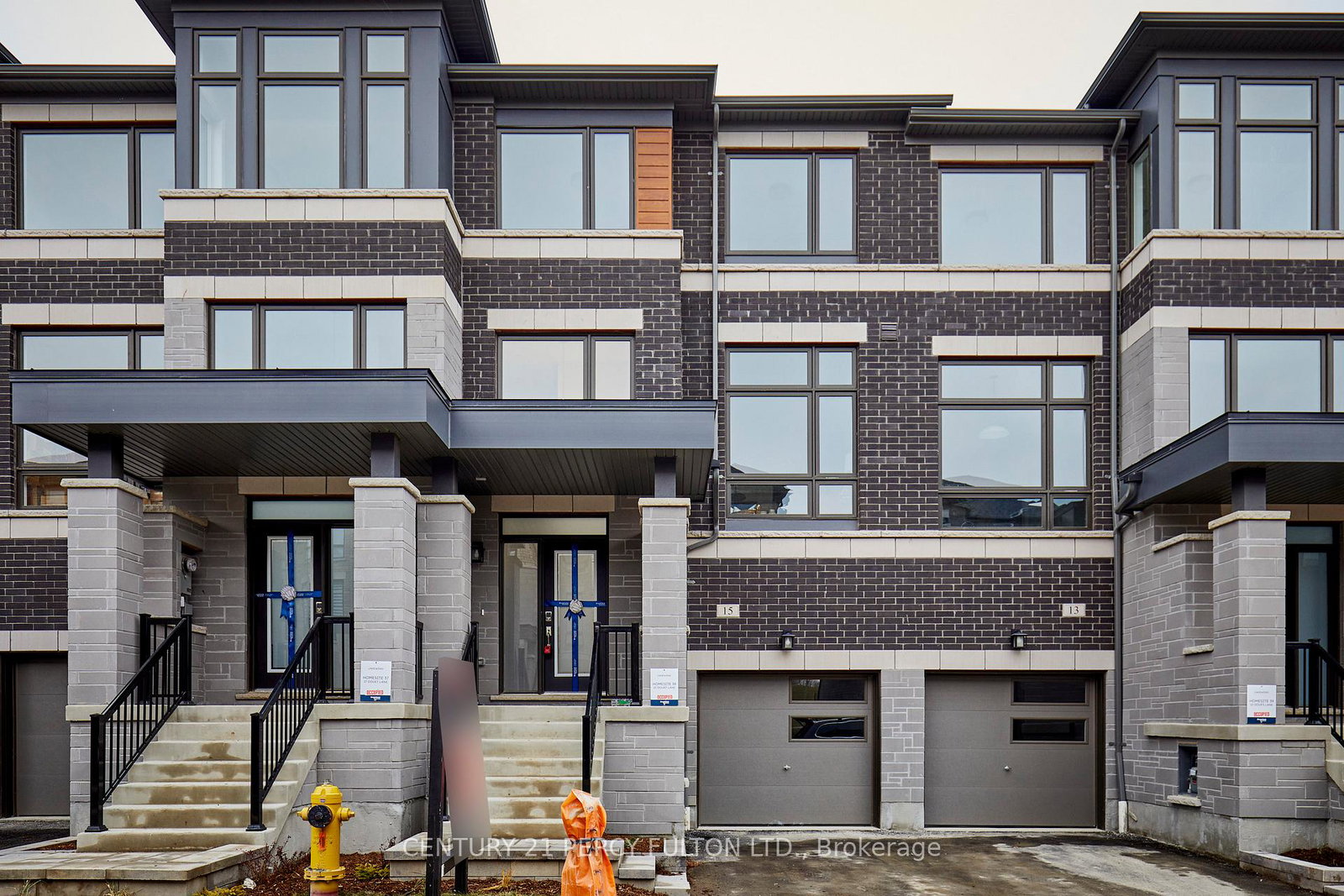 15-douet-lane-ajax-ontario-e13058420