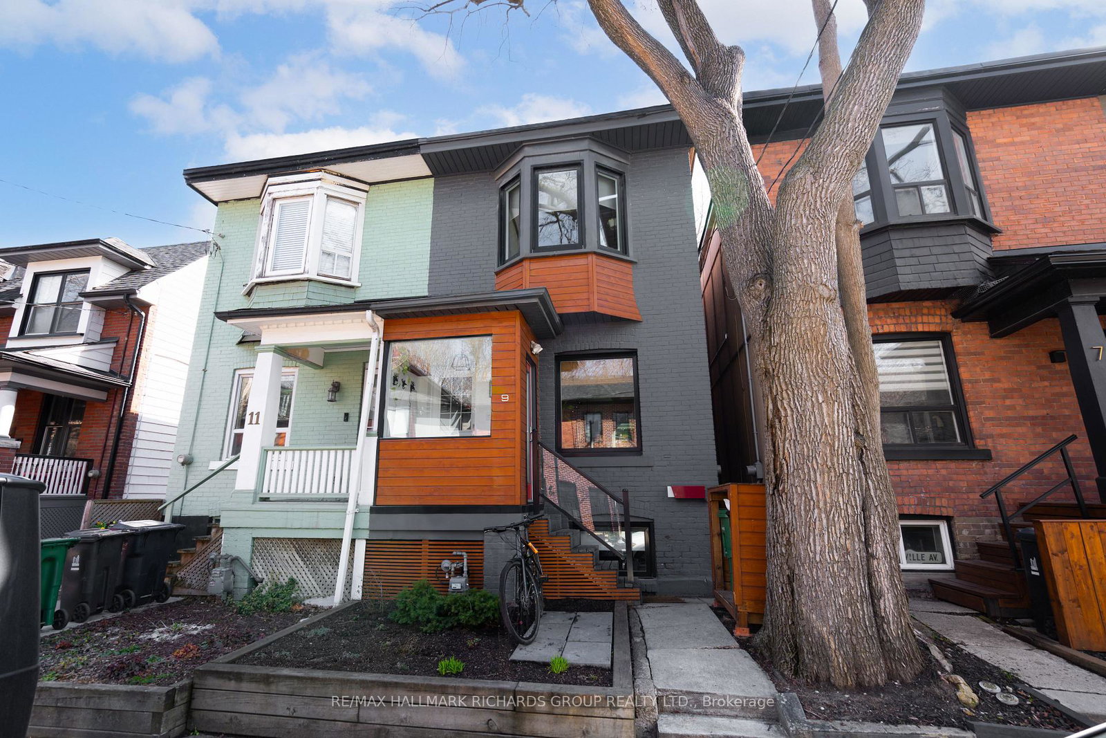 9-winnifred-avenue-toronto-ontario-e13058594
