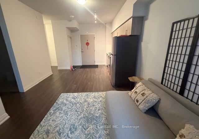10-meadowglen-place-scarborough-ontario-e13058834