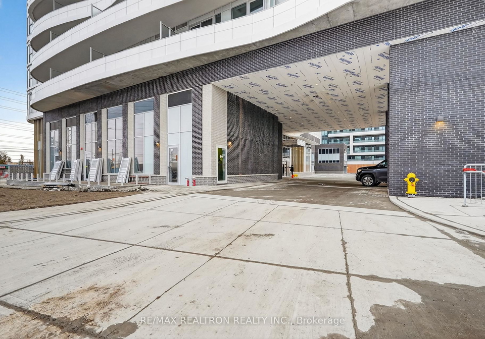 1010-sandy-beach-road-pickering-ontario-e13060494