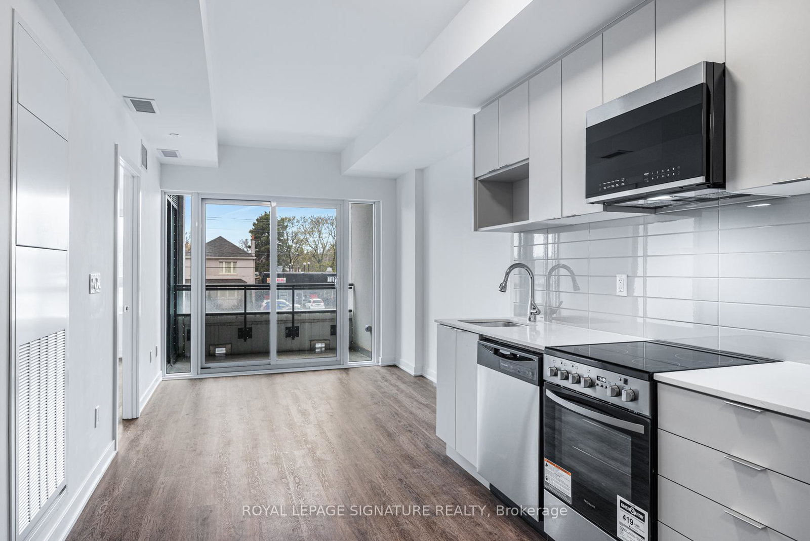 4569-kingston-road-scarborough-ontario-e13060522
