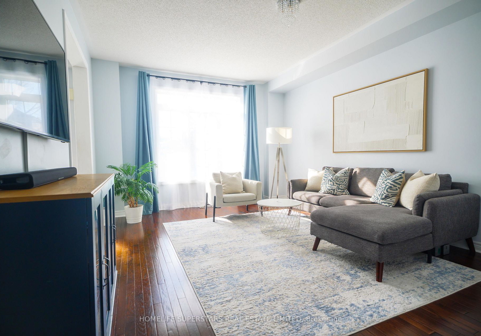 2555-canadian-street-pickering-ontario-e13060888