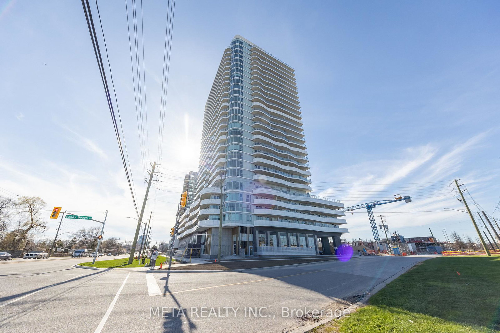 1010-sandy-beach-road-pickering-ontario-e13060908