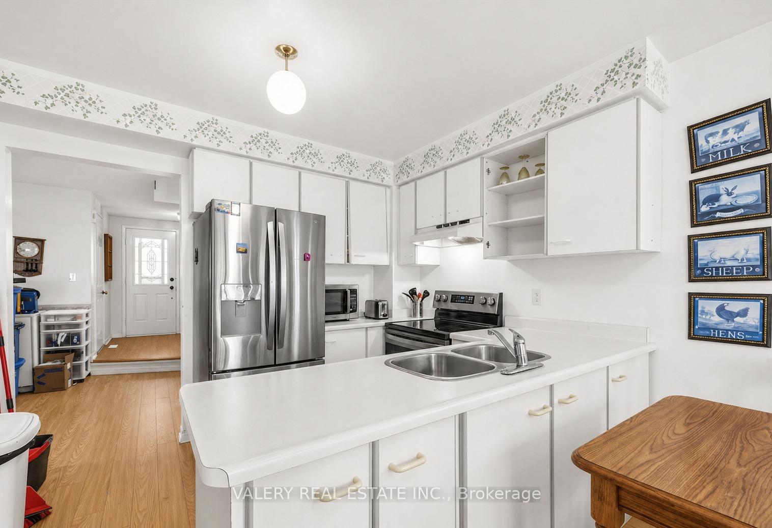 1610-rawlings-drive-pickering-ontario-e13061110