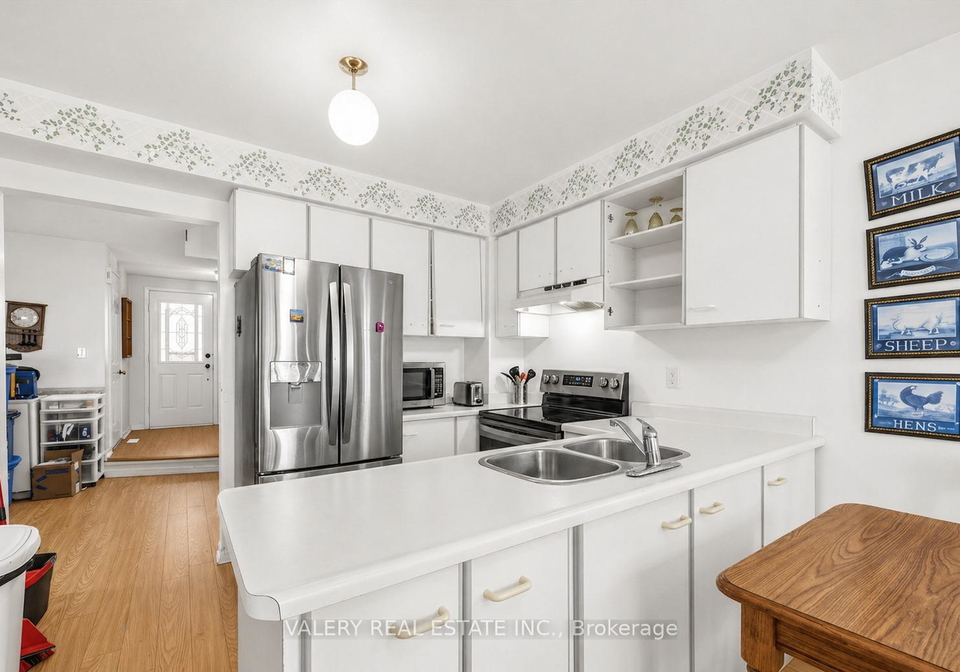 1610-rawlings-drive-pickering-ontario-e13061110