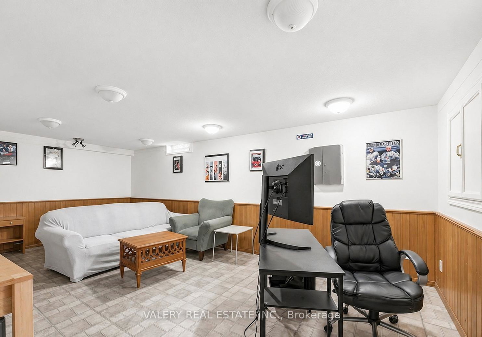 1610-rawlings-drive-pickering-ontario-e13061110