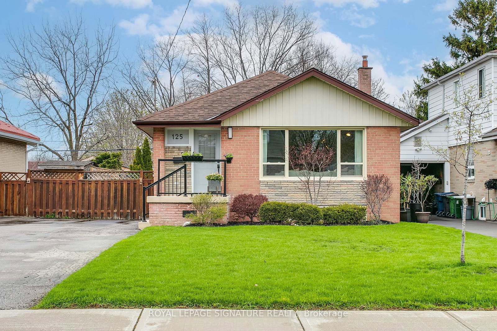 125-budea-crescent-scarborough-ontario-e13061232
