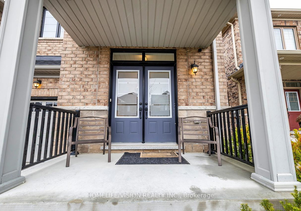 4-dumaine-street-whitby-ontario-e13061816