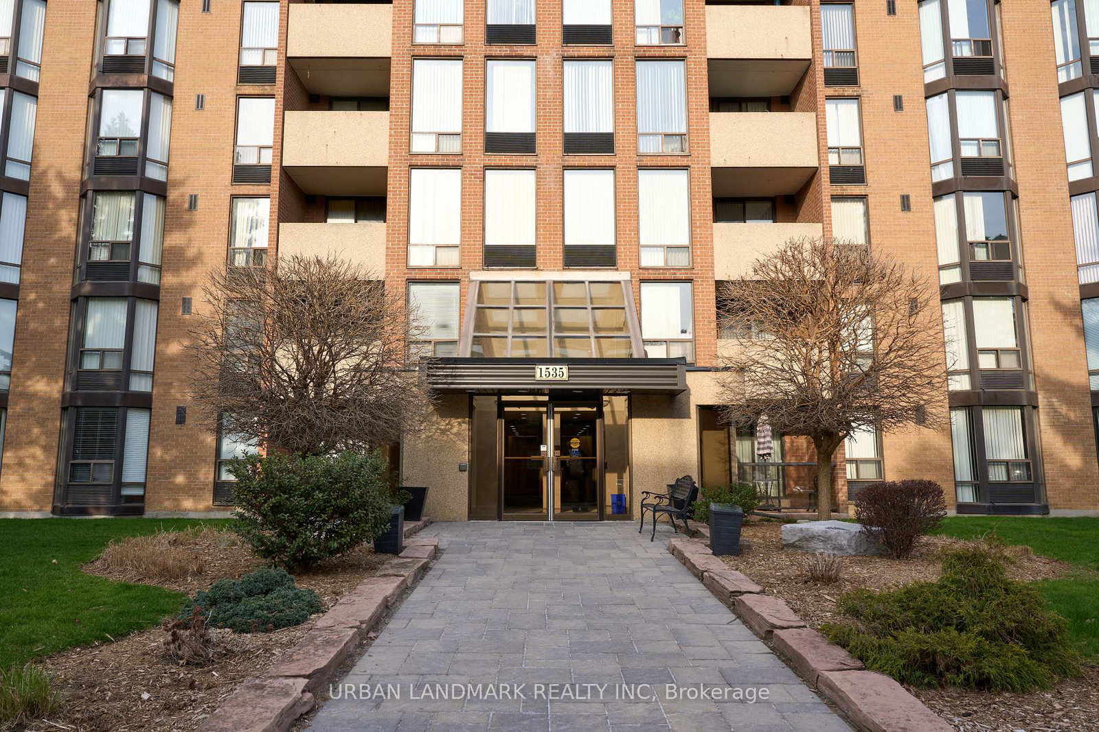 1535-diefenbaker-court-pickering-ontario-e13061836