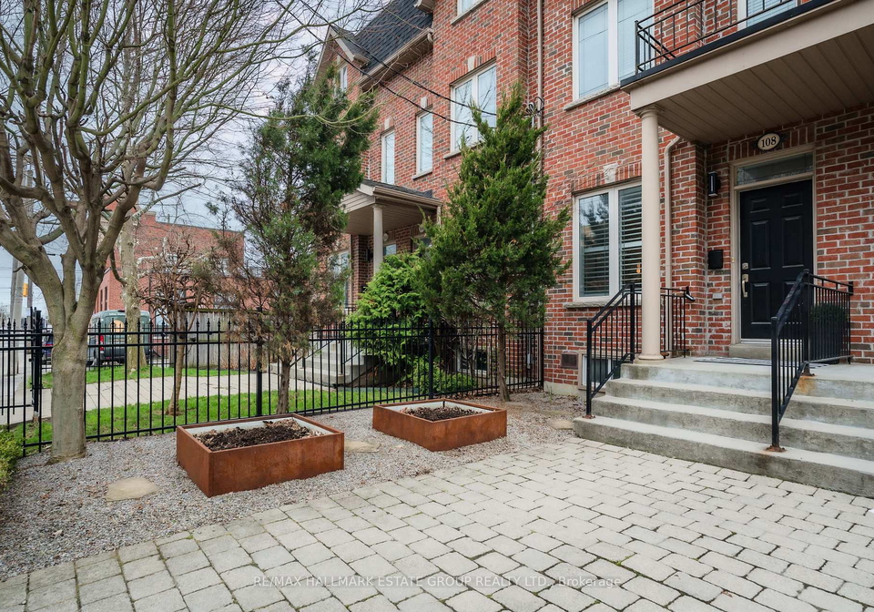 108-pape-avenue-toronto-ontario-e13061954