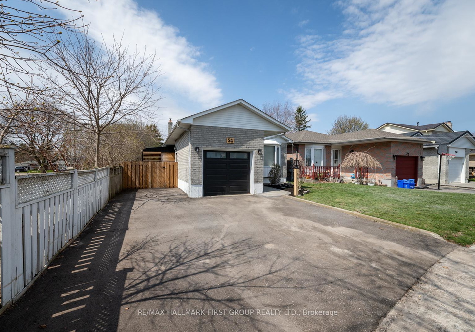54-hialeah-crescent-whitby-ontario-e13062234
